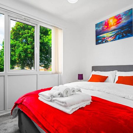 Luxury New House With Free Parking Lejlighed Birmingham Eksteriør billede